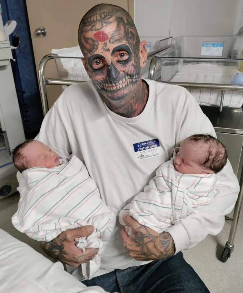 Dad with over 240 tattoos was called a ‘monster’ and ‘bad dad’ because of his look. But wait till you see how he looked before the ink… photos in comments below 👇